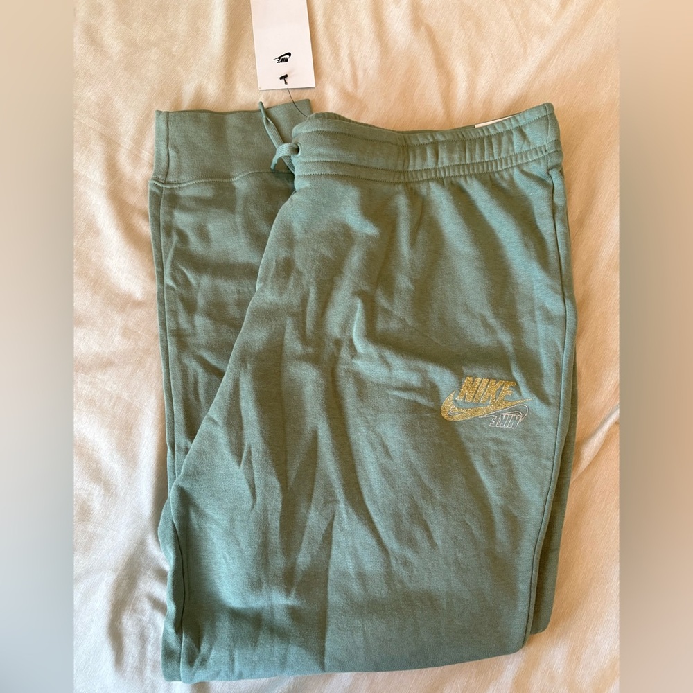 Nike Joggers